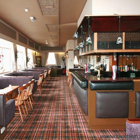 Symphony Craw'S Nest Hotel أنستراذار المطعم الصورة